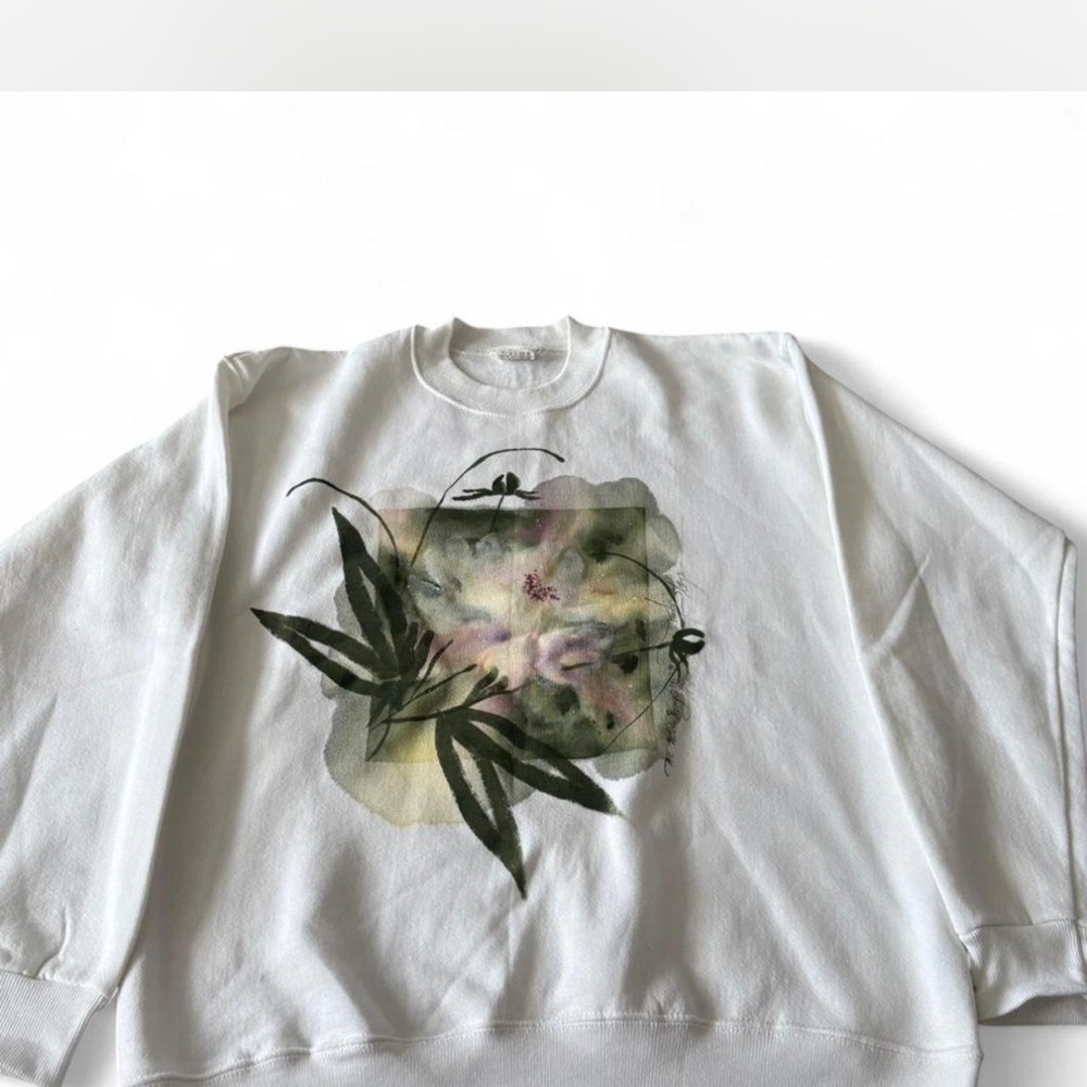 White Sweatshirt with Floral Design